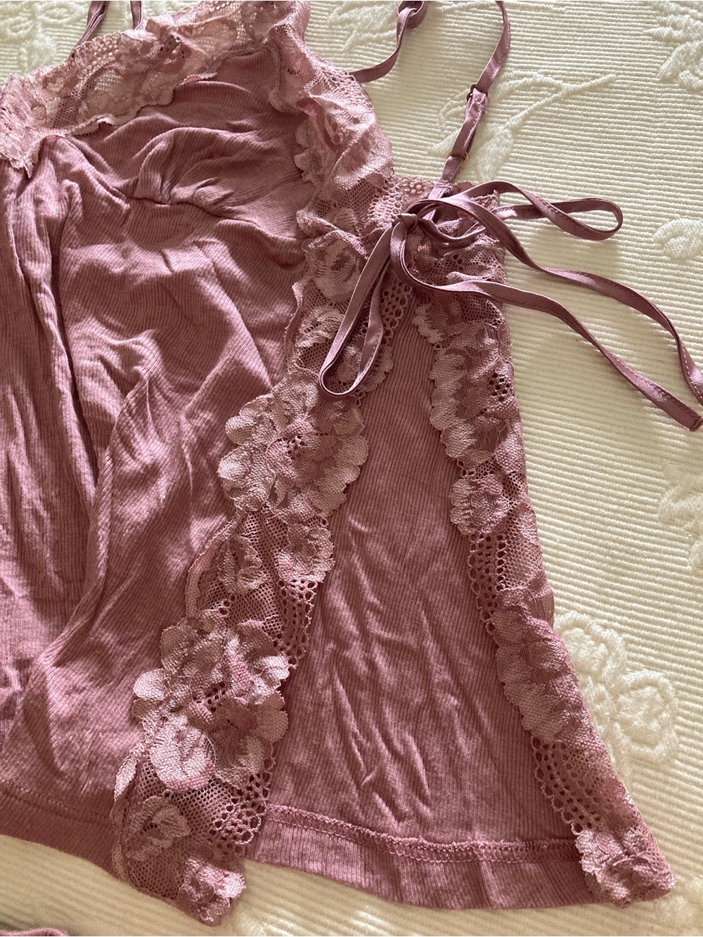 Victoria's Secret Dusty Rose Lace-Trim Cami & Short Pajama Set - Picture 4 of 7